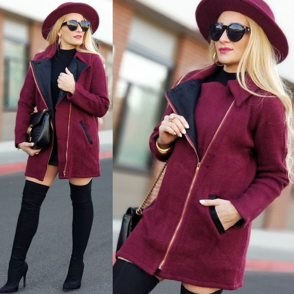 MODA ME COUTURE Jackets & Blazers - ALLI Burgundy Sweater Jacket